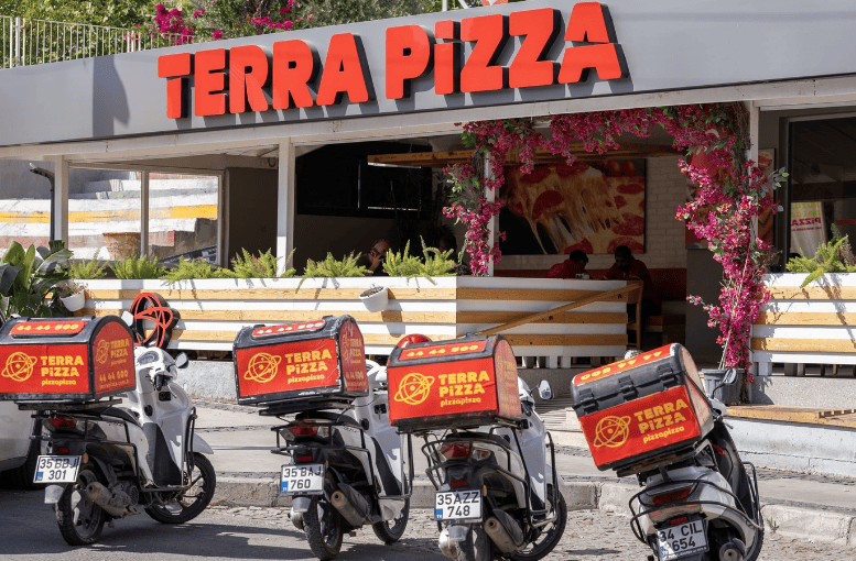 “%100 Lezzet” Sözüyle Terra Pizza, Türkiye Genelinde Yaygınlaşıyor