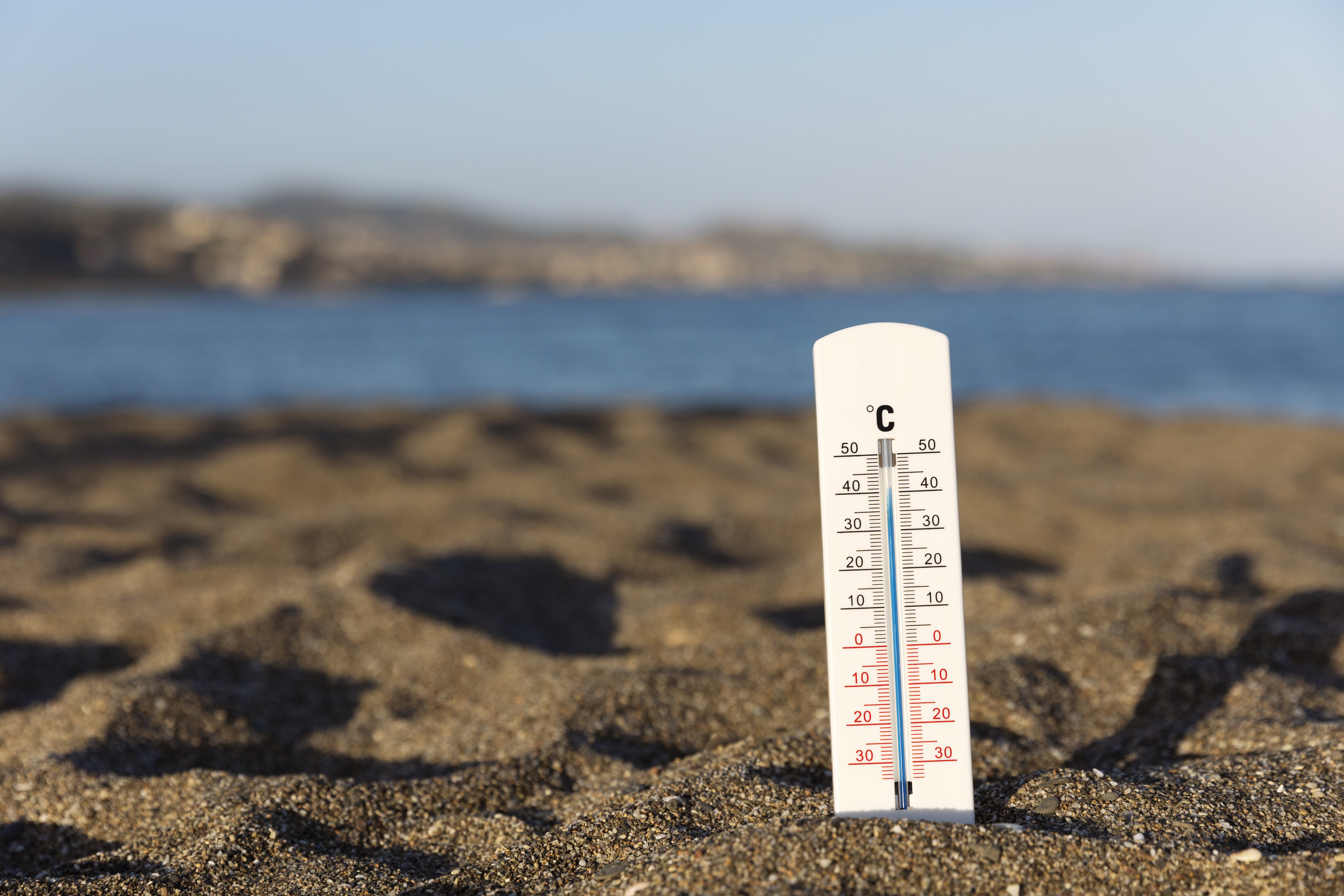 Antalya'da Sıcaklık Rekoru: Termometreler 48 Dereceyi Gördü!