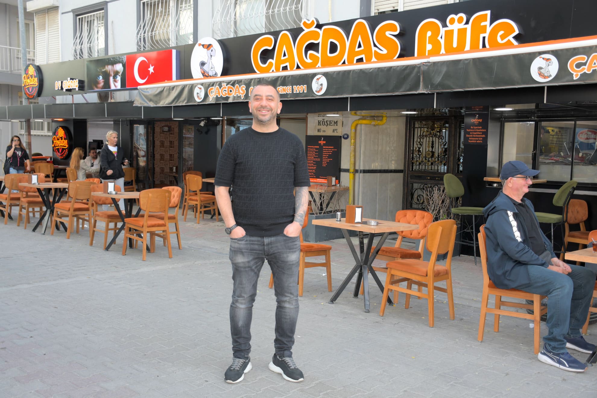 Çağdaş Büfe 34. Yılında Yeni Lezzetlerle İzmirliyle Buluşuyor
