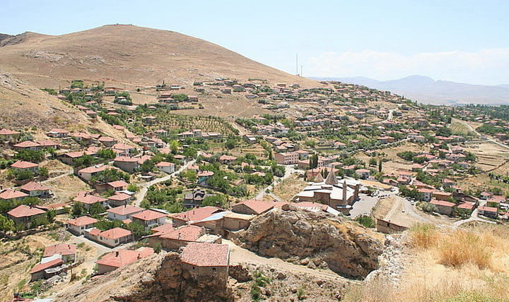 Divriği Milli Parkı: Tarih, Dağlar ve Sessizliğin Uyumu