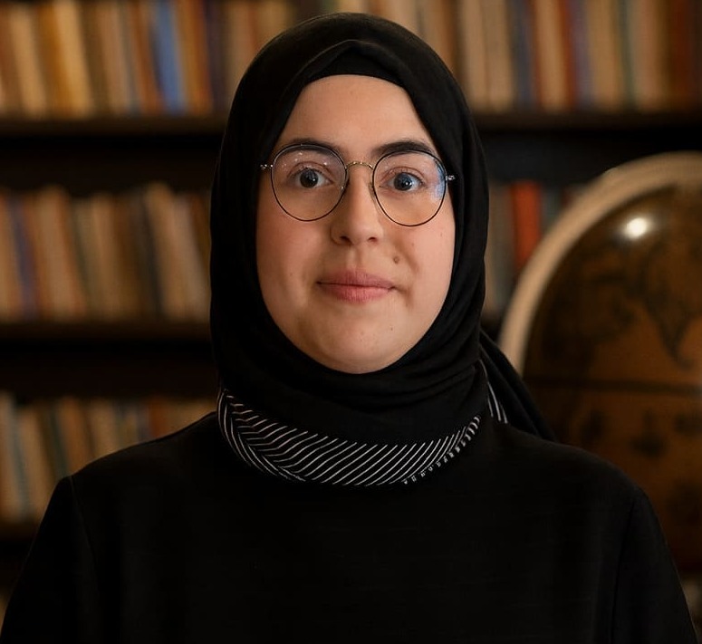 Dr. Elif Habip