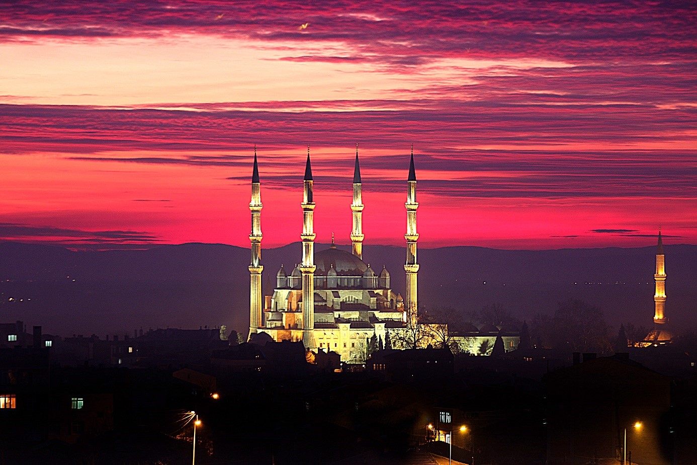 Edirne Gezi Rehberi: Kültür, Tarih ve Meriç Nehriyle Keşif
