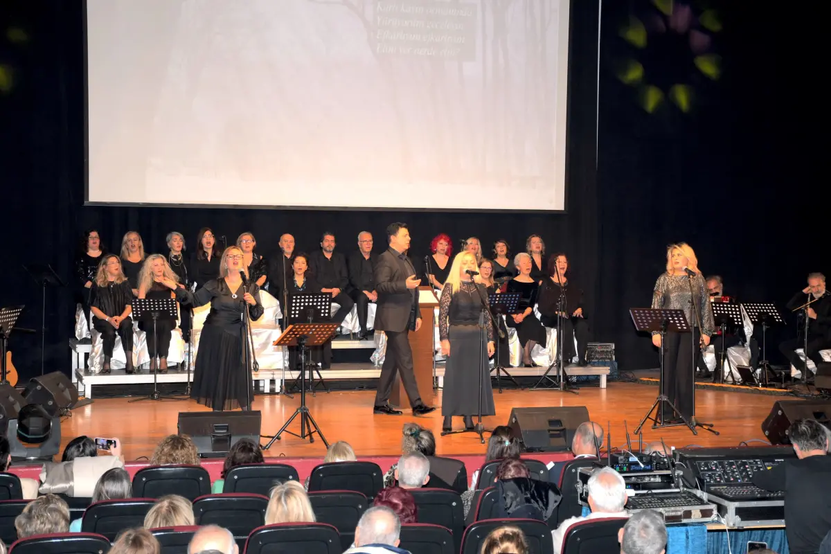 Egeli Hekimlerden Eğitime Destek: “Ege’nin Hekimleri Söylüyor” Konseri Büyük Beğeni Topladı