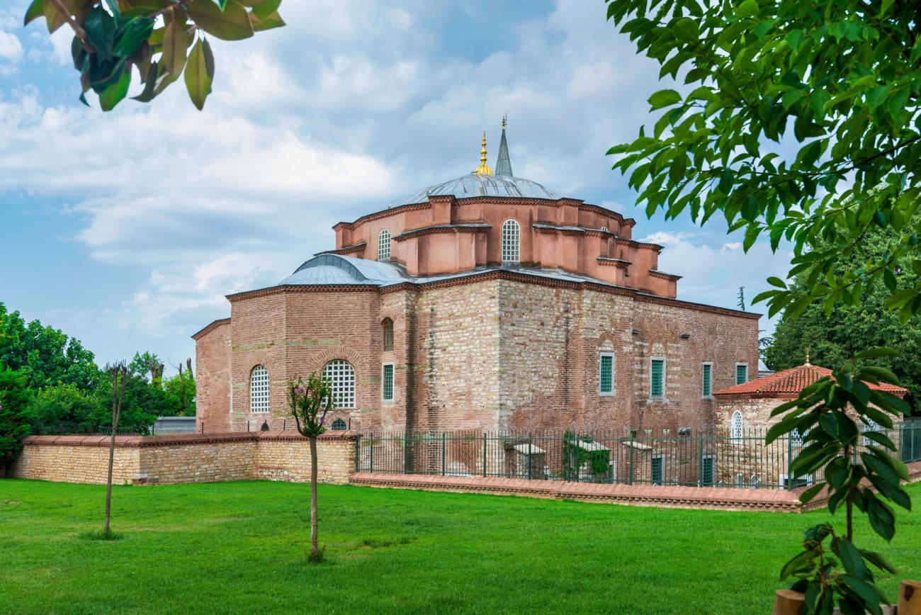 Küçük Ayasofya Camii Hakkında Bilmeniz Gerekenler