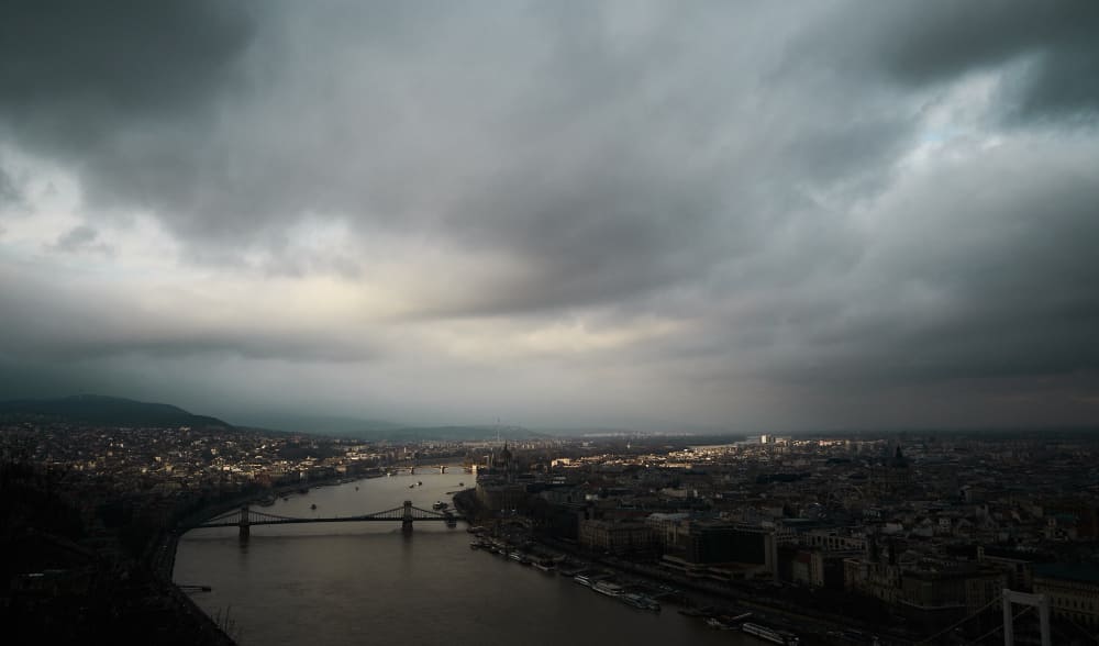 Meteoroloji’den Kuvvetli Yağış ve Fırtına Uyarısı: İstanbul, Rize, Artvin ve Marmara’da Dikkat
