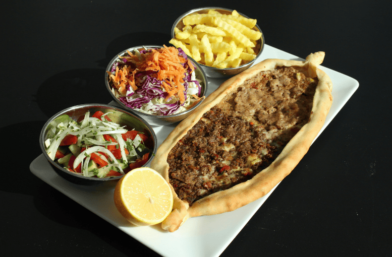 Pide Nasıl Yapılır? Adım Adım Tarif ve Püf Noktaları