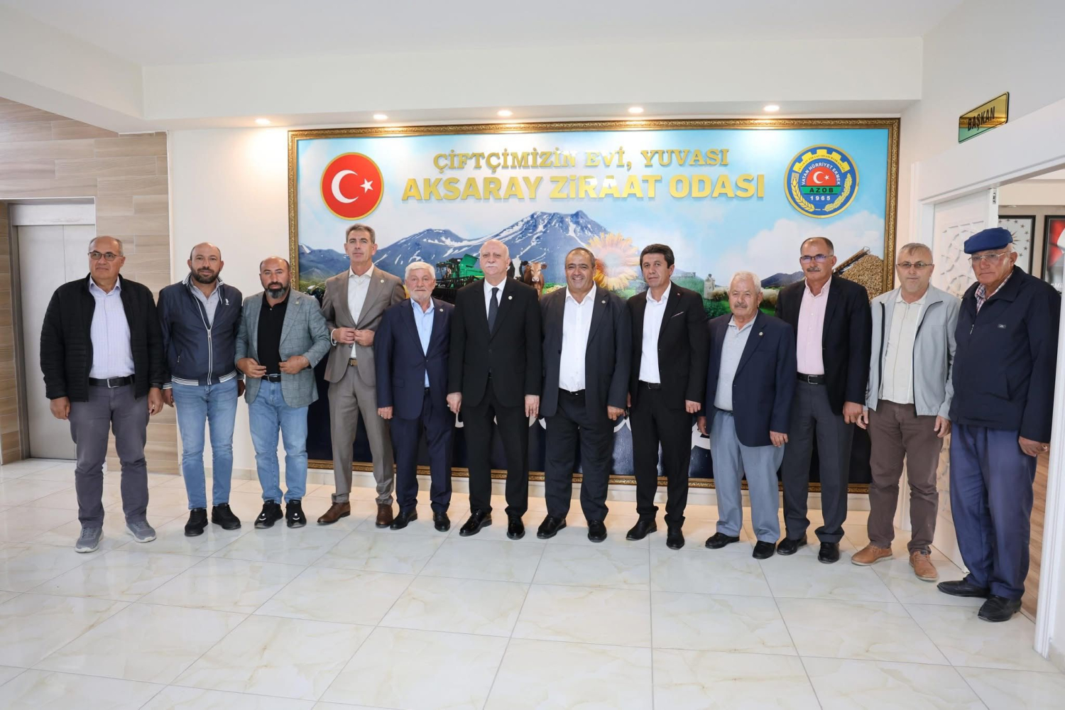 Şemsi Bayraktar, Aksaray Ziraat Odası’nı Ziyaret Etti