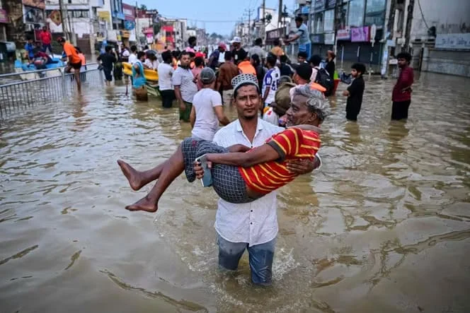 Sri Lanka’da Tarihi Afet: Heyelanlar Köyleri Yok Etti, Yardım Çağrıları Artıyor