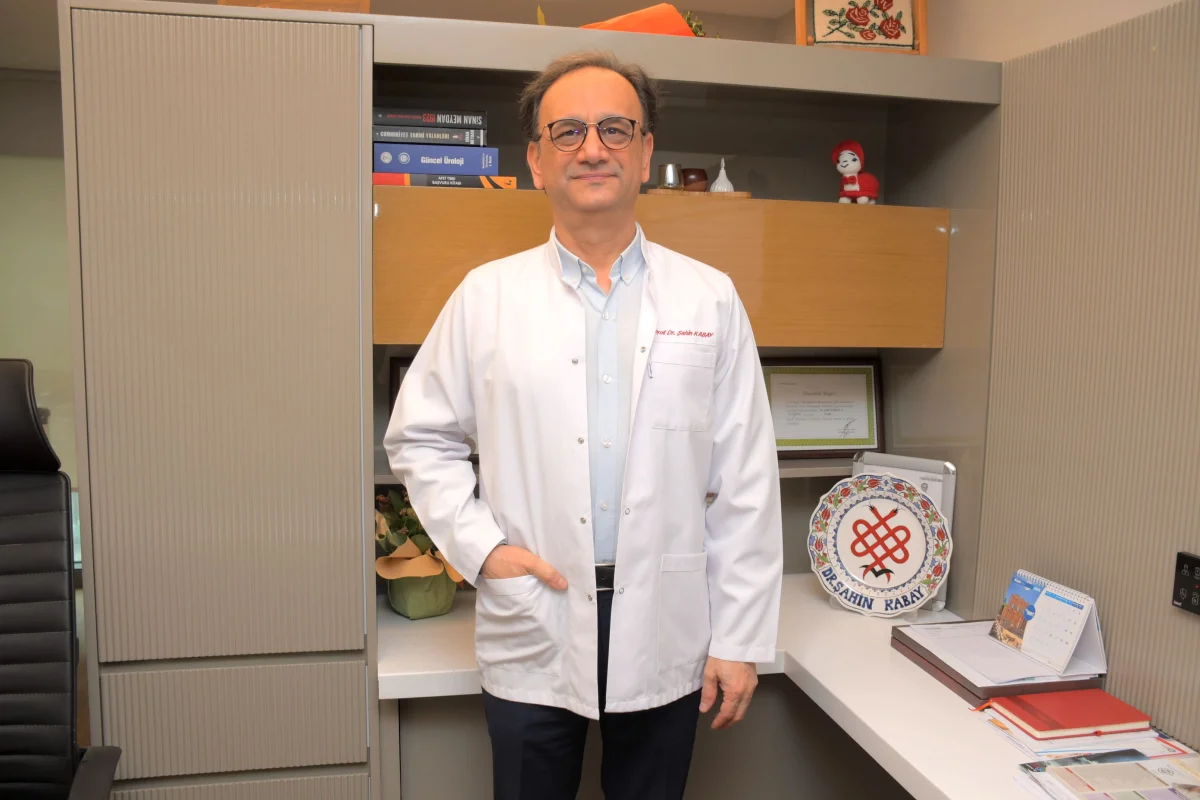 Ürolojide Robotik Cerrahi Dönemi: Kullanım Alanı Hızla Genişliyor