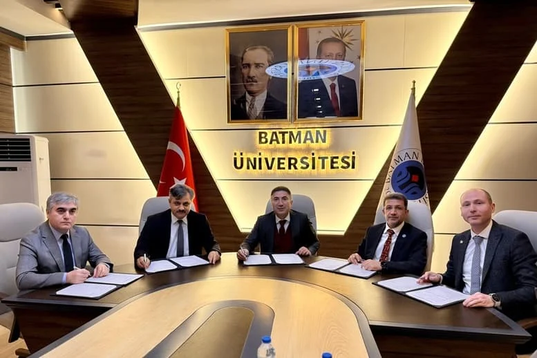 YÖK Öncülüğünde Enerji Akademisi Kuruluyor: Üniversiteler Güçlerini Birleştirdi